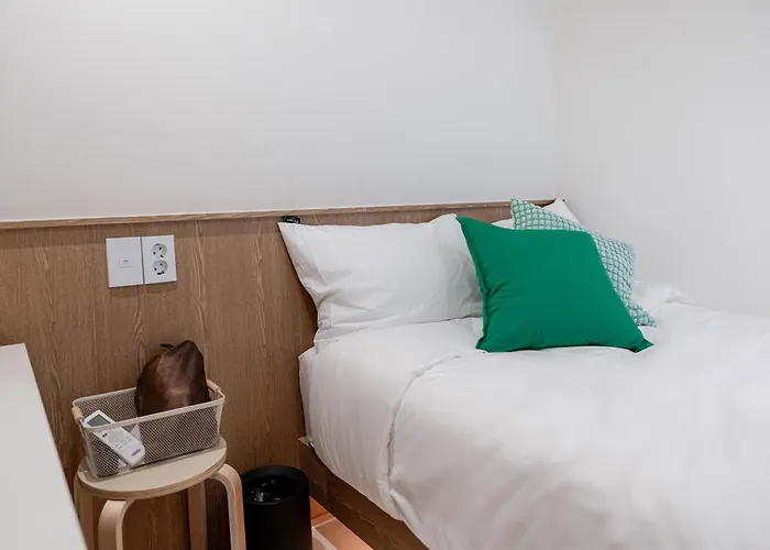 Hostal Dogam - Near Gimpo,incheon Airport, Hwagok Station Seúl